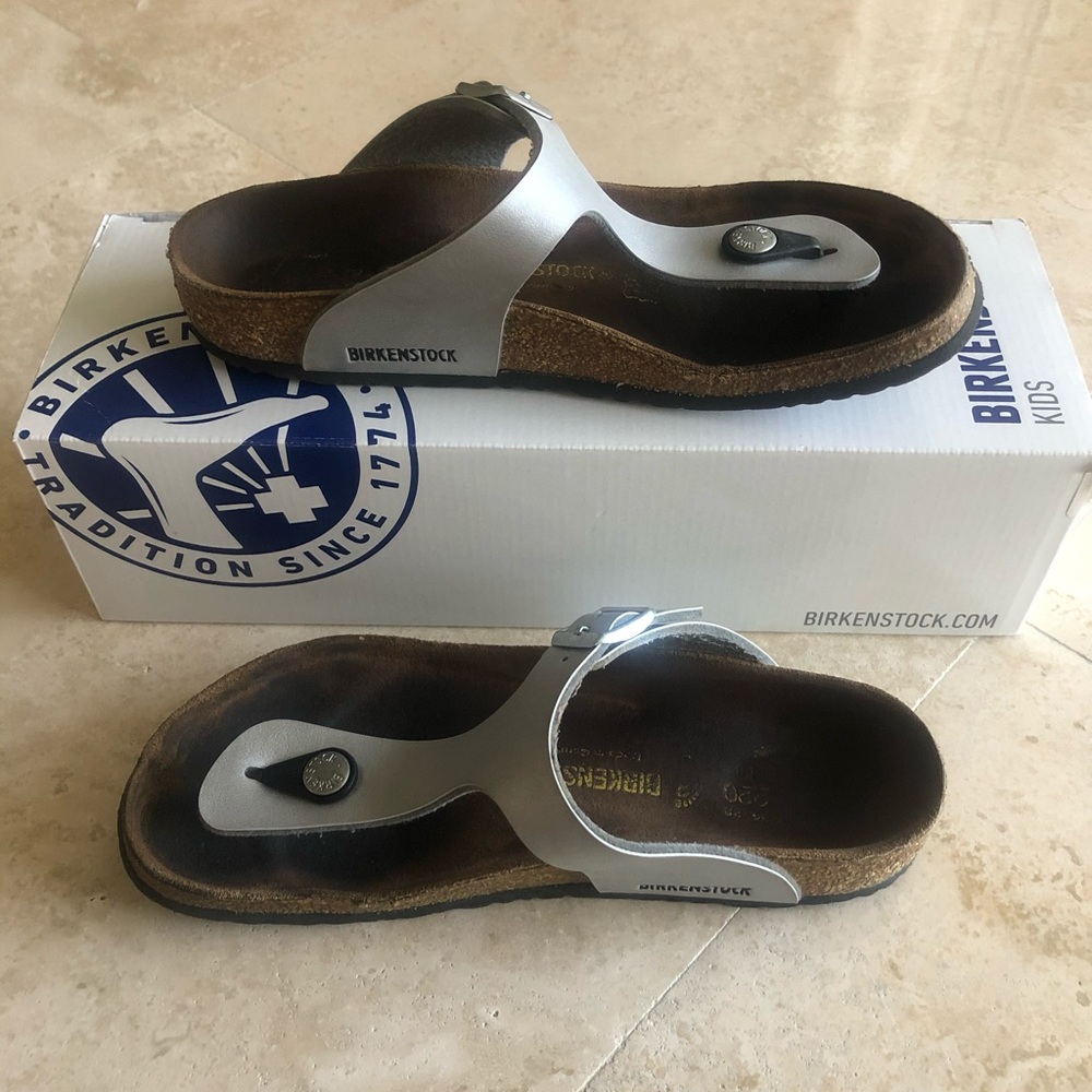 Birkenstock Gizeh Sandals
